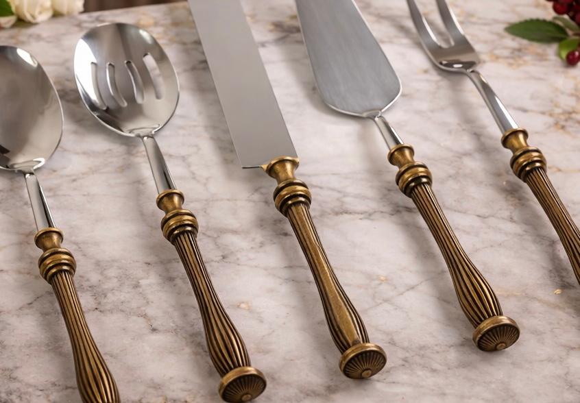 Elegant Serving Utensil Set with Textured Brass Handles